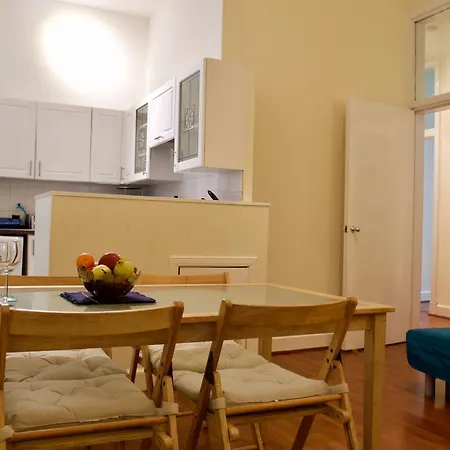 2 Bedroom In Pleasance Apartament Edynburg