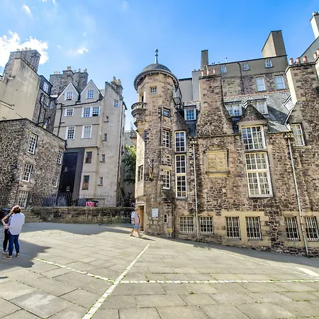 Bank Street * Edimburgo