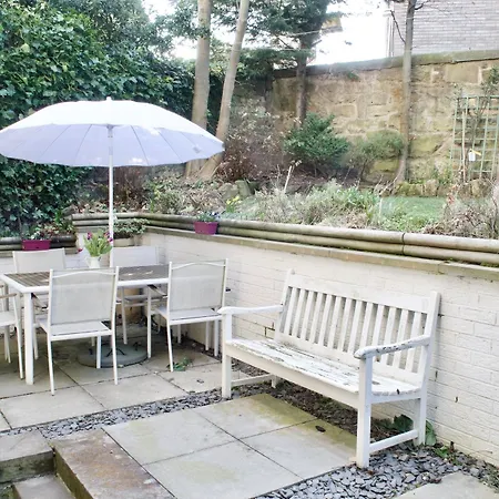 2 Bedroom Garden Flat In Bruntsfield Apartment *