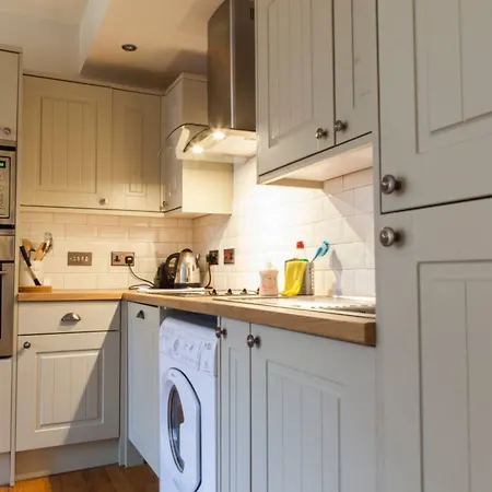 1 Bedroom Near New Town