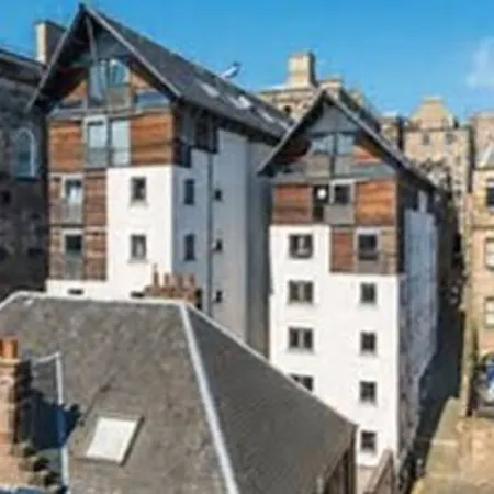 2 Bedroom Off Royal Mile