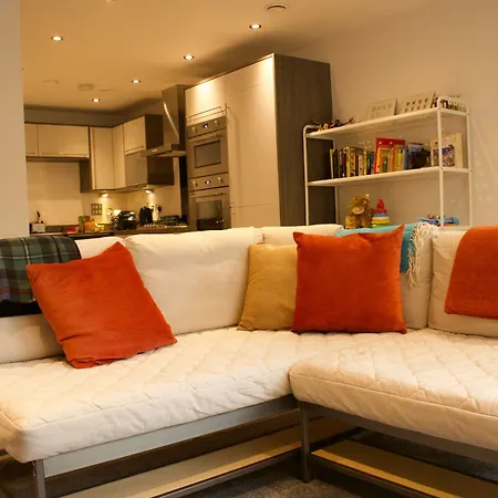 Διαμέρισμα Cosy 2-br Flat In Popular Broughton - Sleeps 4