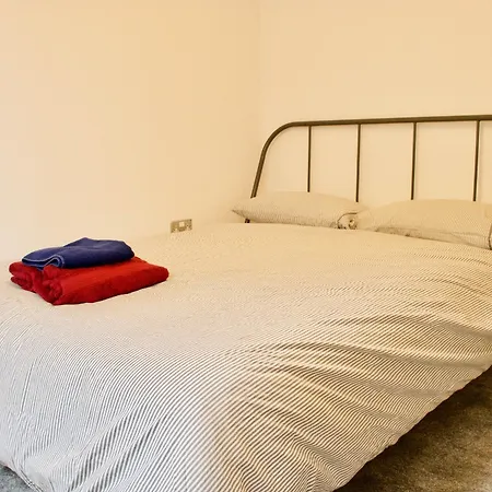 Cosy 2-br Flat In Popular Broughton - Sleeps 4 Διαμέρισμα