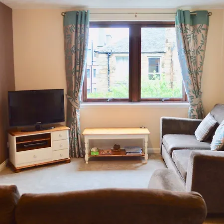 2 Bedroom Flat In *
