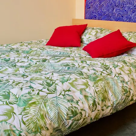 1 Bedroom In Edinburgh
