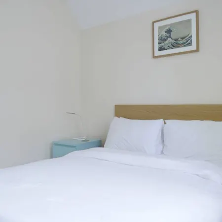 2 Bedroom Canalside * Edinburg
