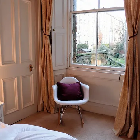 Апартаменты 2 Bedroom, 2 Bathroom In New Town *