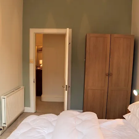 2 Bedroom, 2 Bathroom In New Town *