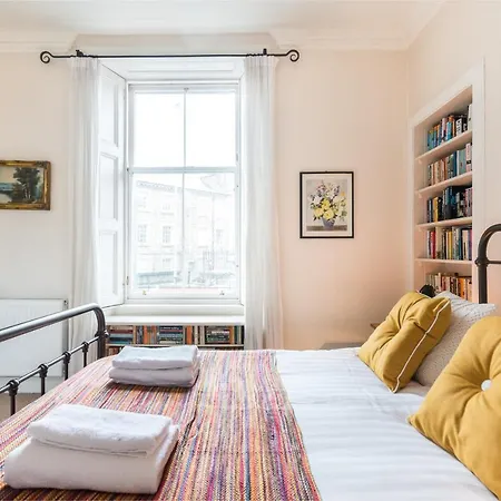 Apartment Spacious & Unique 1 Bed With Wifi *