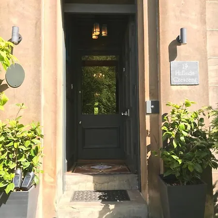 فندق مبيت وإفطار The Hedges Bed & Breakfast