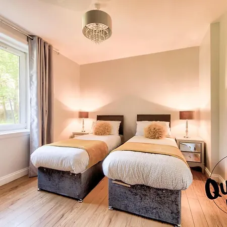 Love Leith - City Centre - Free Parking Apartment Edinburgh