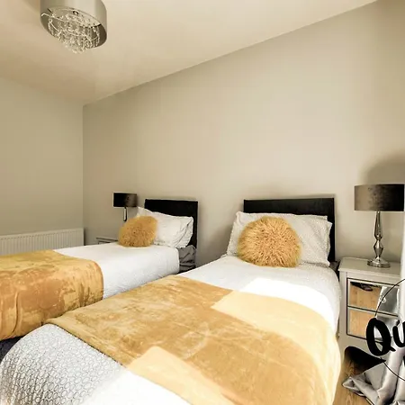 Love Leith - City Centre - Free Parking Apartment Edinburgh
