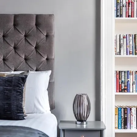 Spacious Newly Refurbished Edynburg