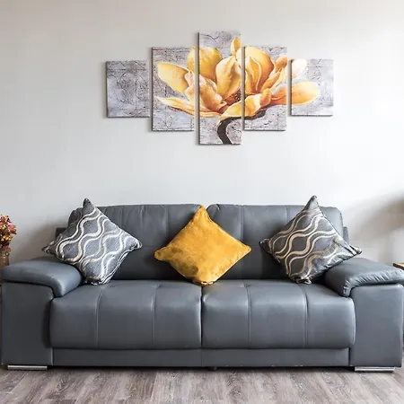 Apartament Spacious Newly Refurbished *