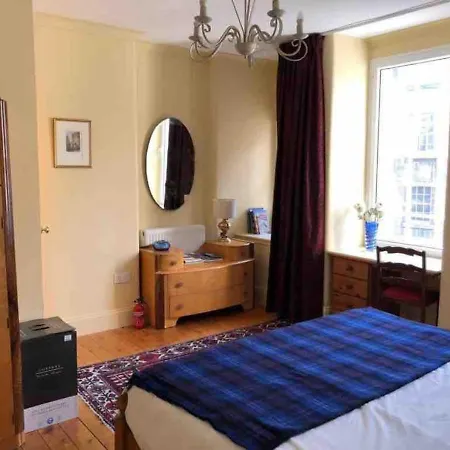 18th Century Royal Mile Retreat