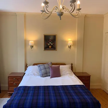 18th Century Royal Mile Retreat * إدنبرة