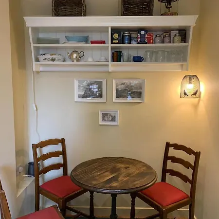 18th Century Royal Mile Retreat شقة *