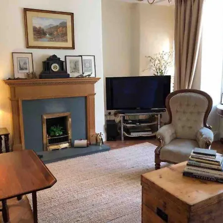 18th Century Royal Mile Retreat Edinburgh
