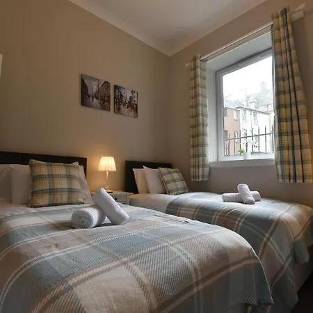 Pleasance Ground Floor Main Door Access