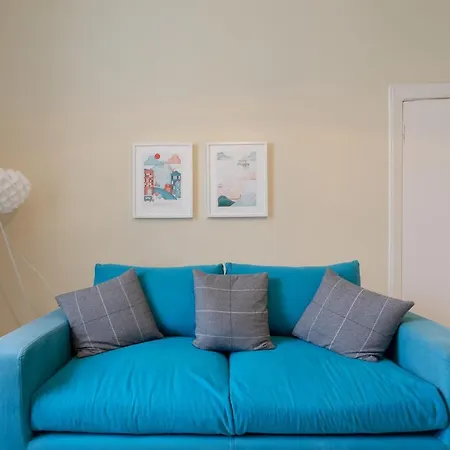 公寓 Spacious, Stylish 2 Bedroom East New Town 爱丁堡