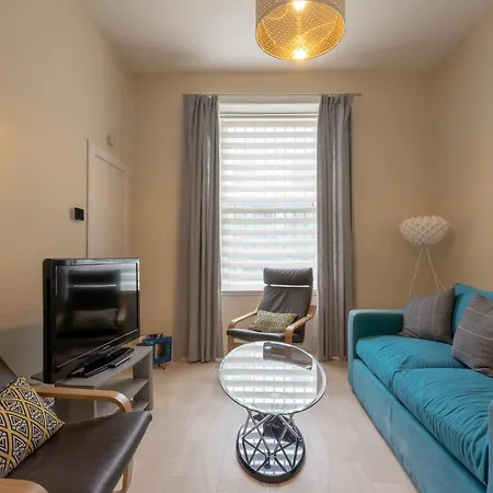 شقة Spacious, Stylish 2 Bedroom East New Town إدنبرة