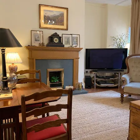 Apartment 18th Century Royal Mile Retreat Edinburgh