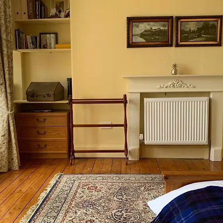 شقة 18th Century Royal Mile Retreat إدنبرة