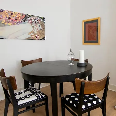 Edinburgh Central Apartment * Edinburgh