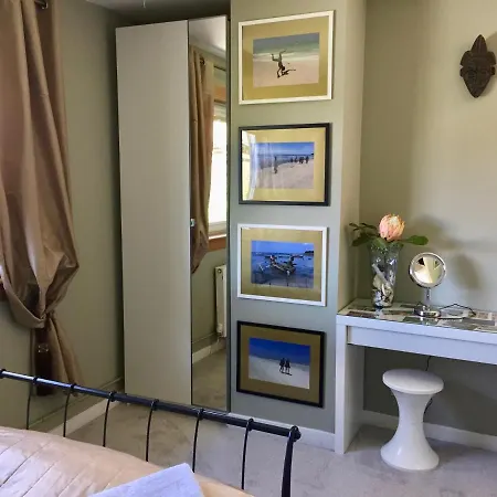 Bedroom In Findlay Homestay Edinburgh