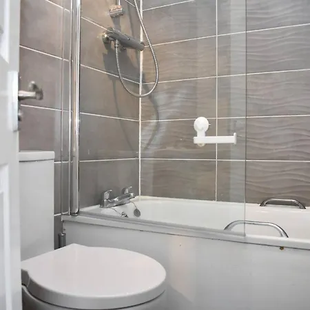 Διαμέρισμα Cosy 1br Just Off Leith Walk, 10 Mins To Centre