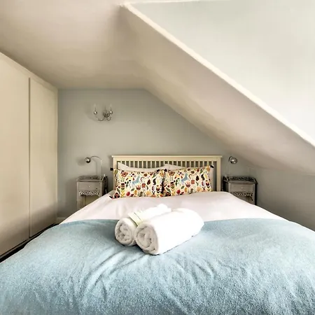 Stylish & Modern 3br Apartment, Free Parking Edimburgo