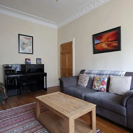 2 Bedroom Period Walking Distance City Centre Appartamento *