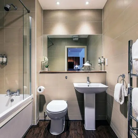 Stewart By Heeton Concept - 4* Edimburgo