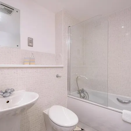 Apartment The Sandport Way *