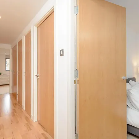 Apartment The Sandport Way *