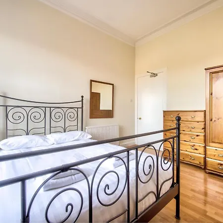 3br Gladstone Terrace By Guestready Apartment *
