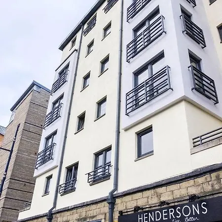 The Rock View Old Town 2-bedroom Terrace Lift Parking