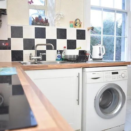 Homely New Town Flat 10 Mins Walk To Princes St. Appartamento Edimburgo