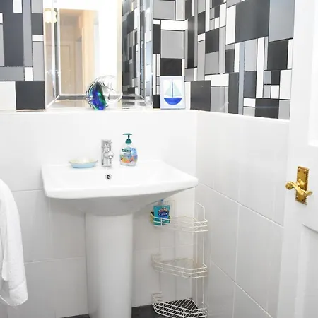 Appartamento Homely New Town Flat 10 Mins Walk To Princes St. Edimburgo