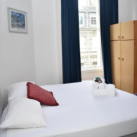 Homely New Town Flat 10 Mins Walk To Princes St. *