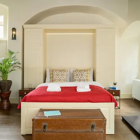 Апартаменты The King's Chamber Stunning Apartment, Royal Mile Close To Castle Эдинбург