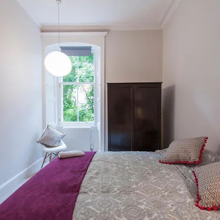 Arden Street Apartment