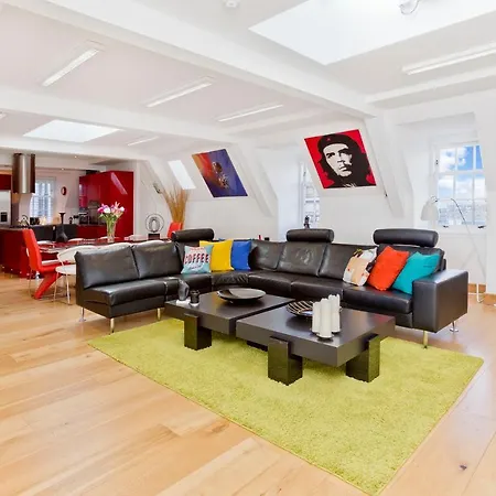The Penthouse, 6th Floor * إدنبرة