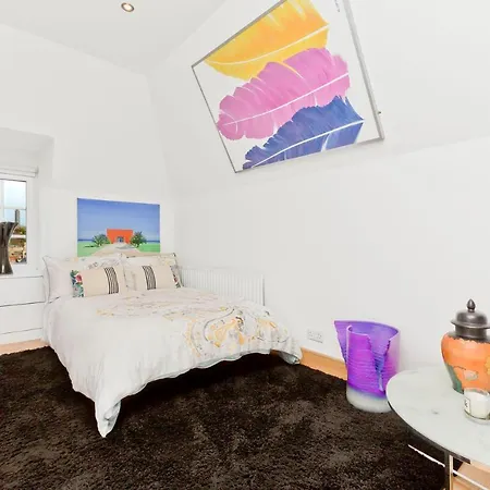 The Penthouse, 6th Floor Apartament