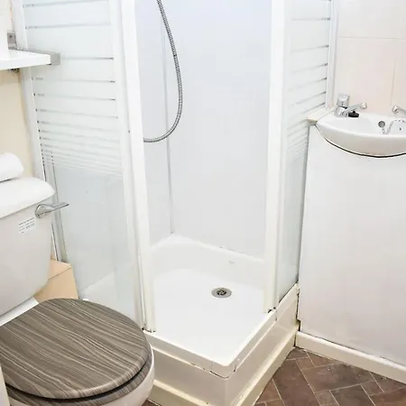 City Centre 10mins Walk To Royal Mile *