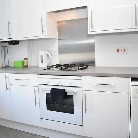 Bright 2br Flat Close To Craigmillar Castle