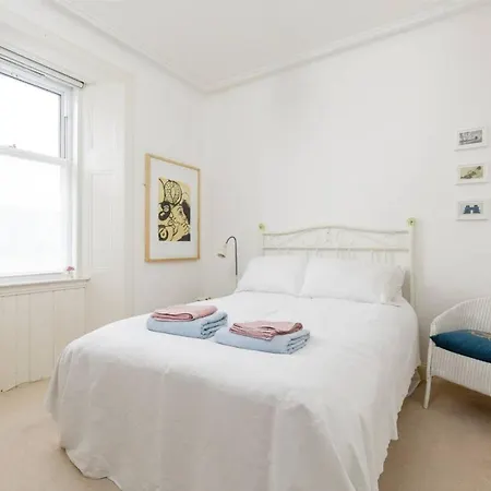 Charming Bright By Newhaven Harbour Appartement *