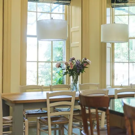 بيت للعطل Gayfield Place *