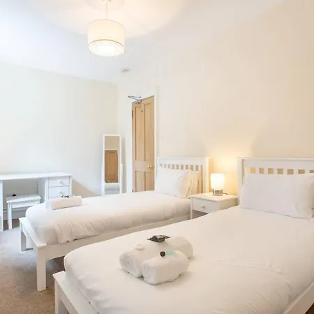 Bright And Spacious 3br In Affluent West End * Εδιμβούργο