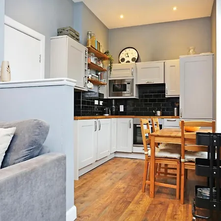 Altido Luxury 1-Bed Apartment Near Royal Botanic Garden *